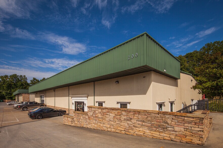 3275 Florence Rd, Powder Springs, GA 30127