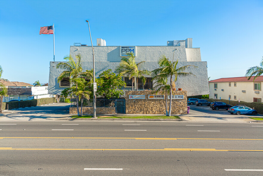 3626 E Pacific Coast Hwy, Long Beach, CA for lease - Building Photo - Image 1 of 9