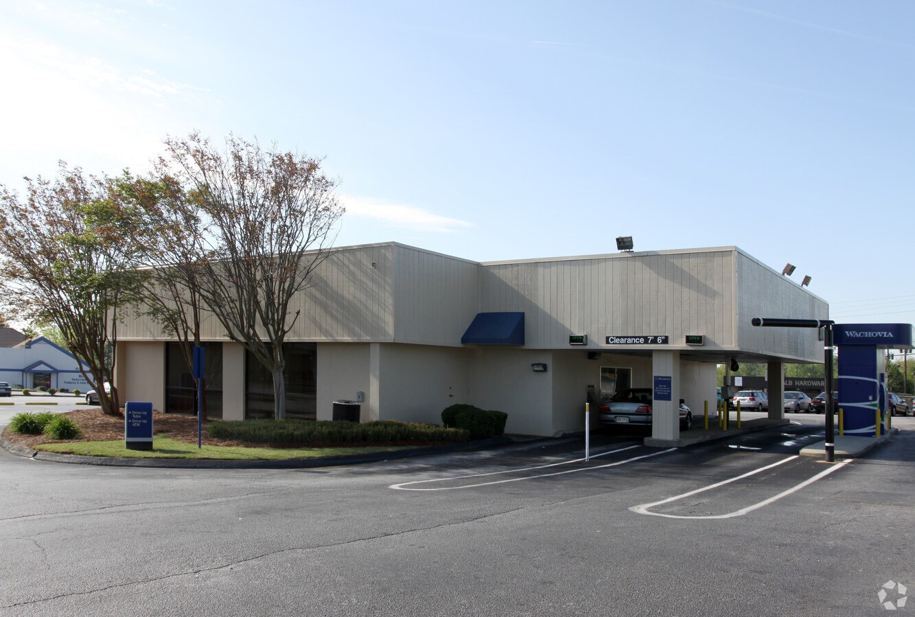 4800 Redan Rd, Stone Mountain, GA 30088