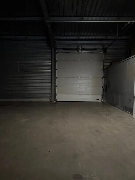 Office in Messein for lease - Interior Photo - Image 2 of 8