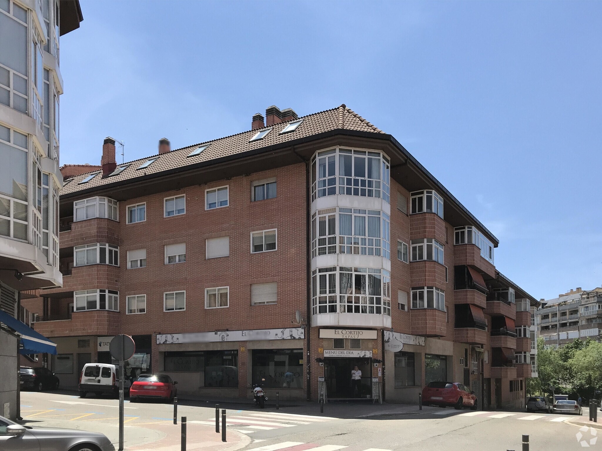 Multifamily in Collado Villalba, Madrid for sale Primary Photo- Image 1 of 1