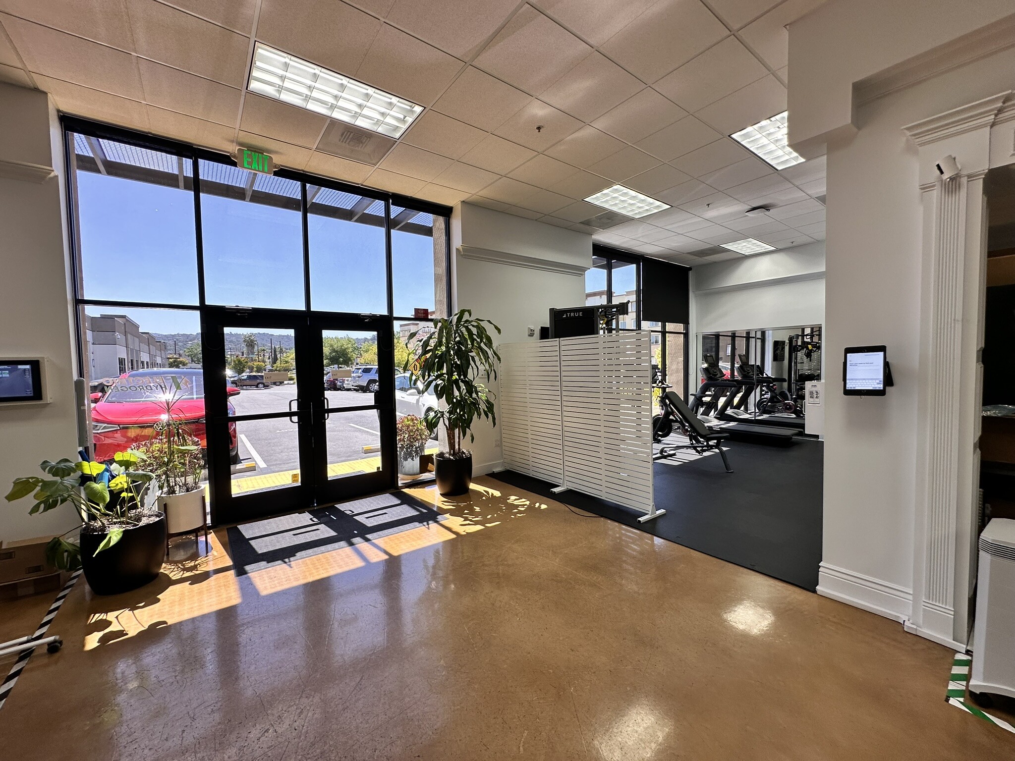 835 E San Carlos Ave, San Carlos, CA for lease Interior Photo- Image 1 of 8