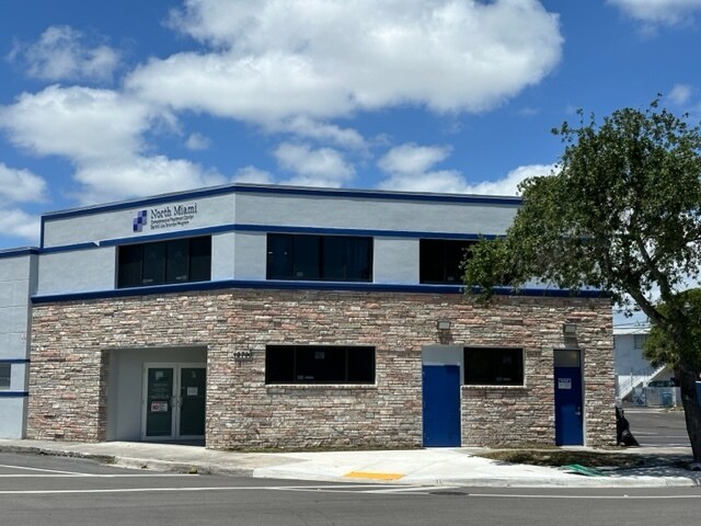 12700 W Dixie Hwy, Miami, FL for lease Building Photo- Image 1 of 15