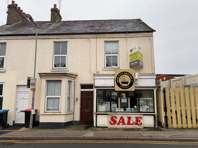 14 Simpson Rd, Milton Keynes for sale - Building Photo - Image 1 of 8