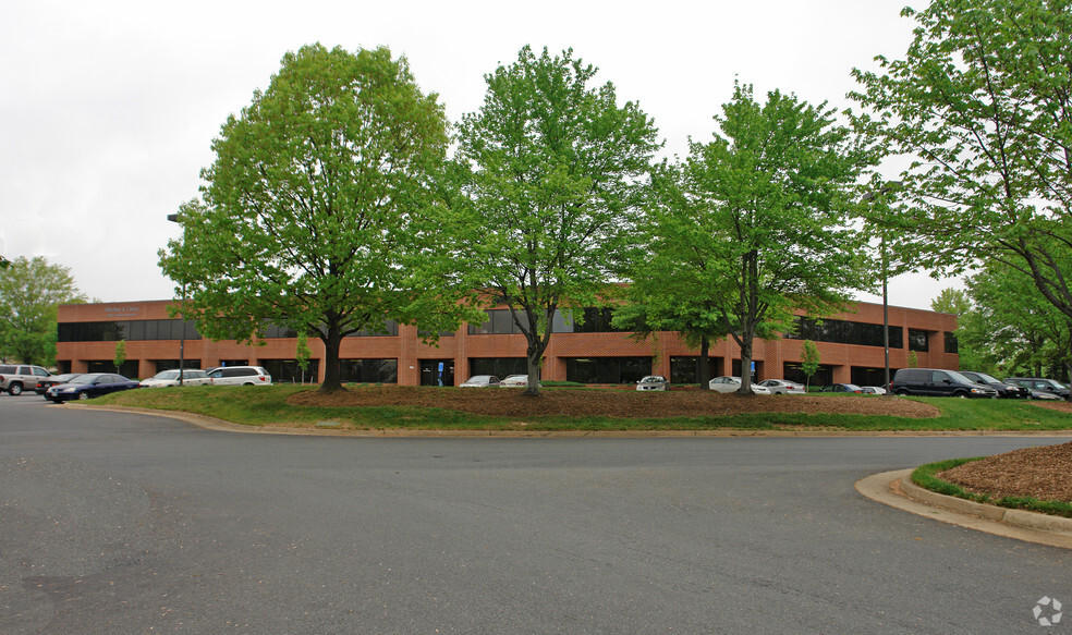 7420 Fullerton Rd, Springfield, VA for lease - Building Photo - Image 1 of 5