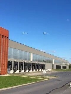 Industrial in Houplines for lease - Building Photo - Image 3 of 8