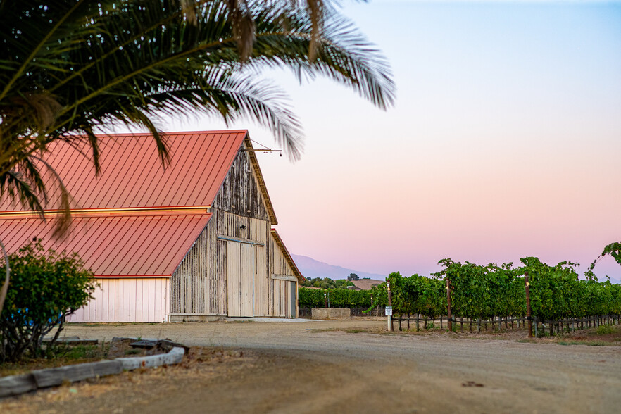 330 Alisal Mesa Rd, Solvang, CA for sale - Building Photo - Image 1 of 1