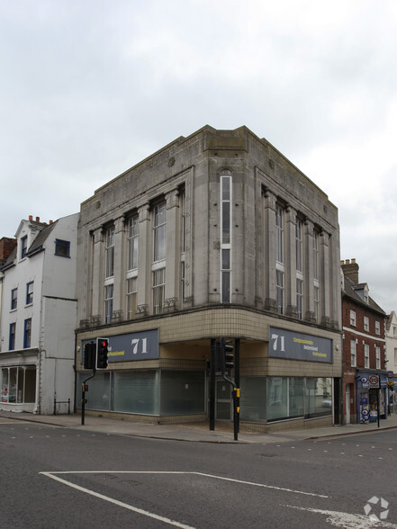 71 High St, Grantham for lease - Primary Photo - Image 2 of 4