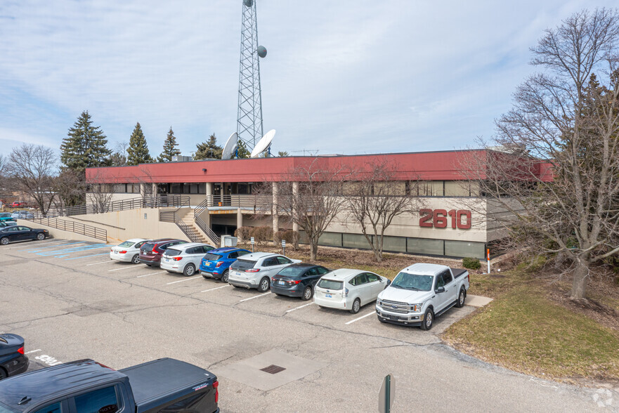 2610 Horizon Dr SE, Grand Rapids, MI for lease - Building Photo - Image 1 of 5