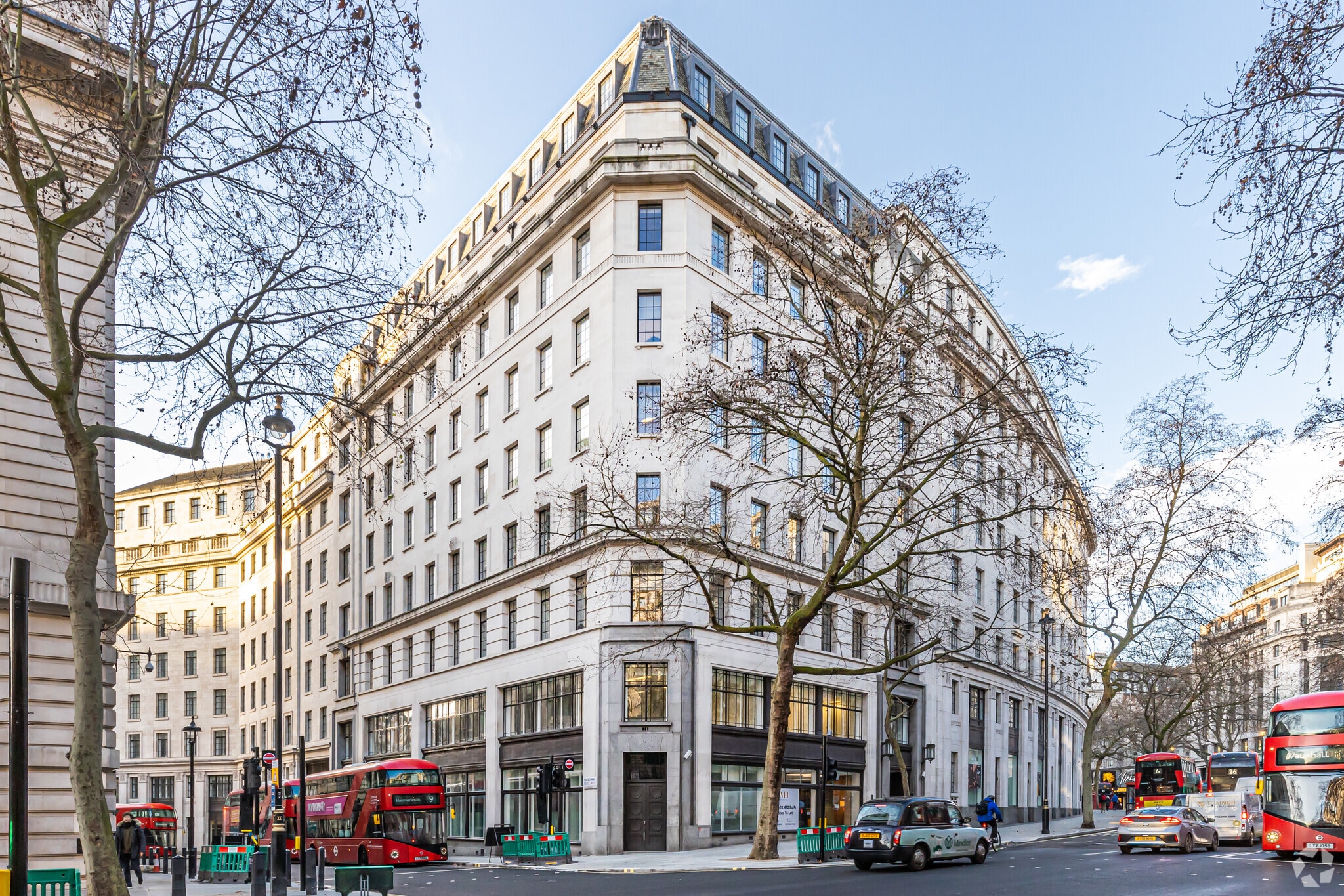 44-46 Aldwych, London for sale Primary Photo- Image 1 of 1
