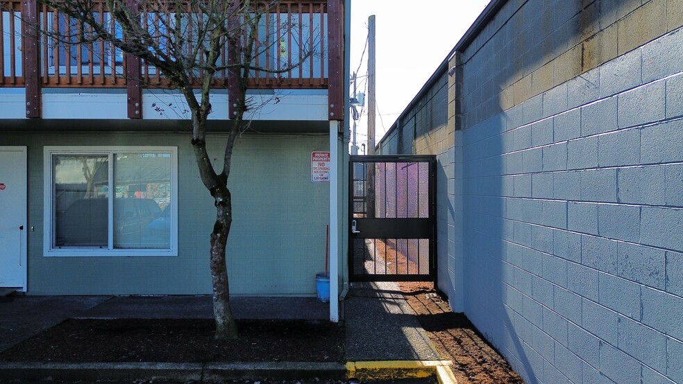 1230 W 7th Ave, Eugene, OR for sale - Building Photo - Image 3 of 6