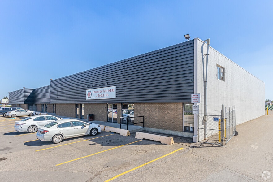 16307 111th Ave NW, Edmonton, AB for sale - Primary Photo - Image 1 of 1