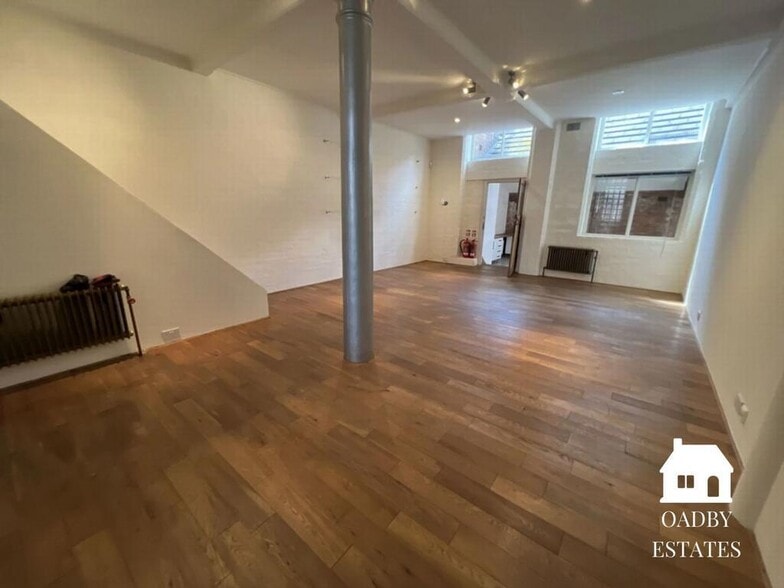 21 Wellington St, Leicester for lease - Building Photo - Image 3 of 8