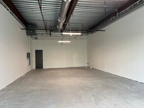 2100 S Tryon St, Charlotte, NC for lease Building Photo- Image 1 of 8