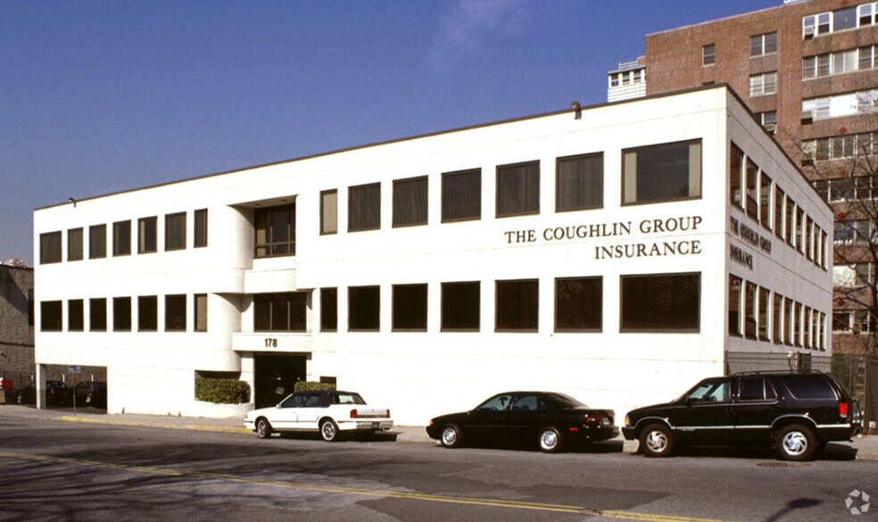 178 Myrtle Blvd, Larchmont, NY 10538