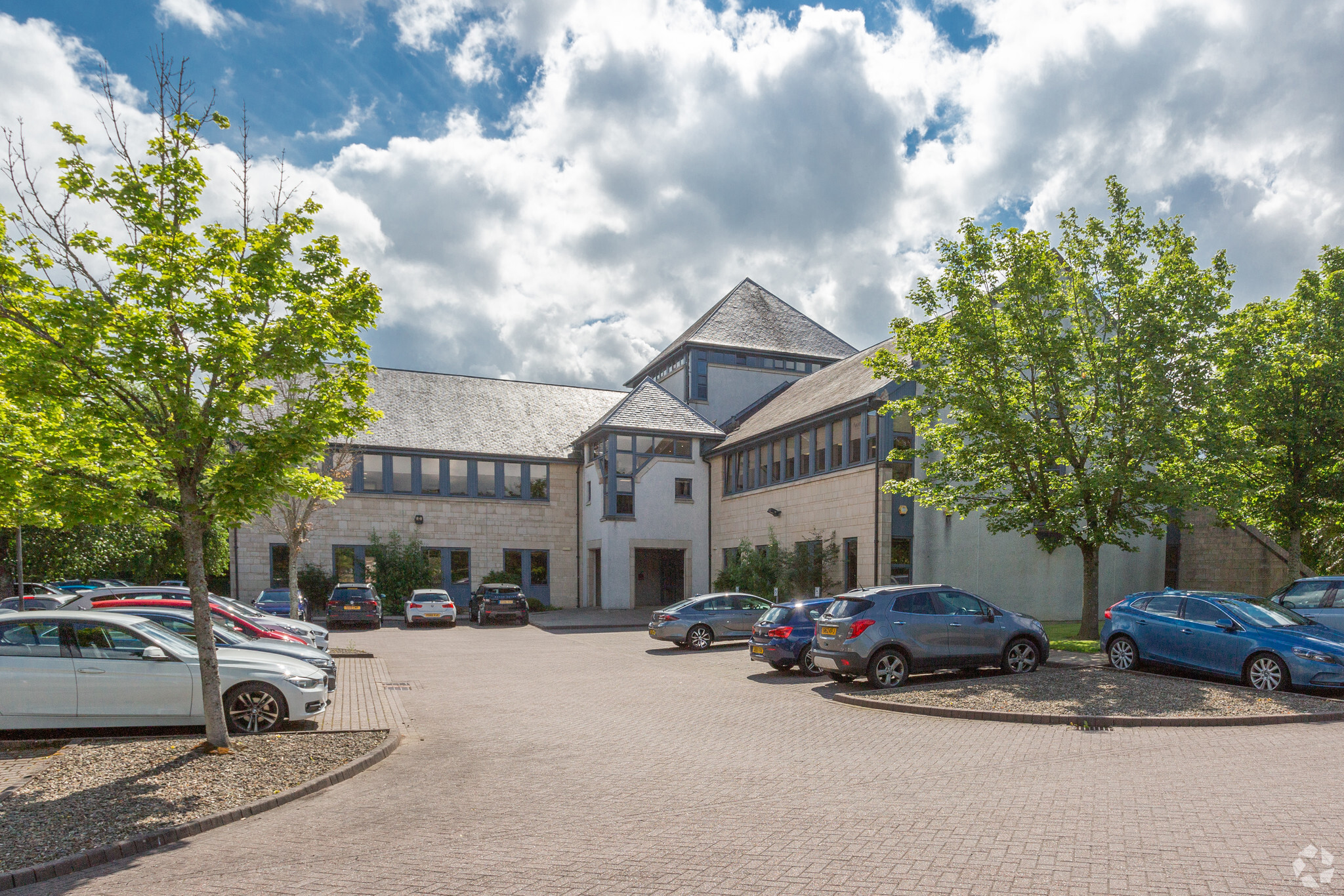 The Castle Business Park, Stirling for sale Primary Photo- Image 1 of 1