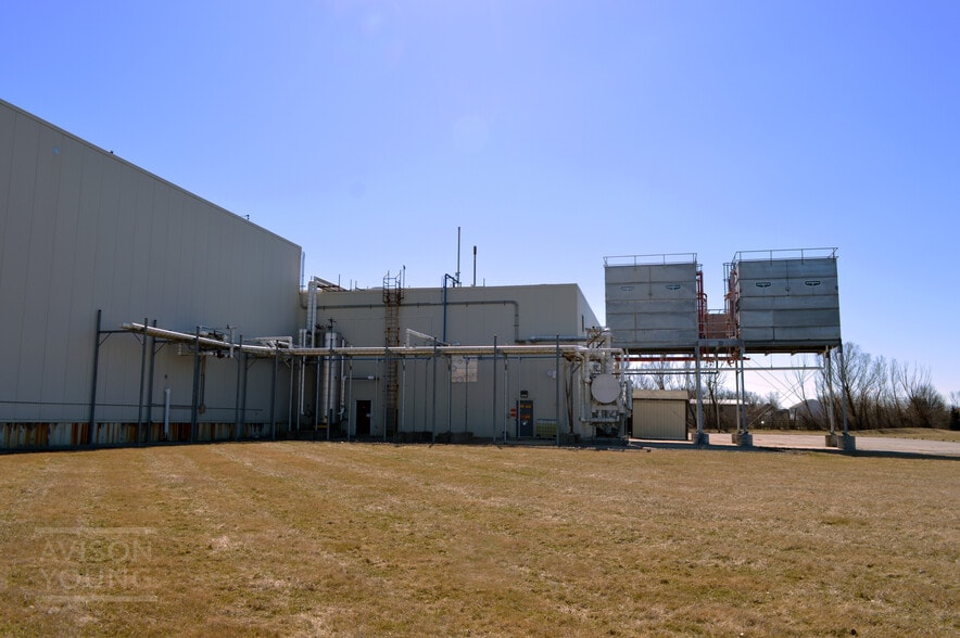 400 Chamber Dr, Decatur, IN for sale - Building Photo - Image 3 of 5