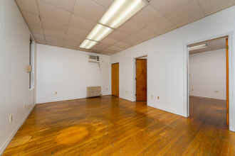 201 S Craig St, Pittsburgh, PA for lease Interior Photo- Image 2 of 11