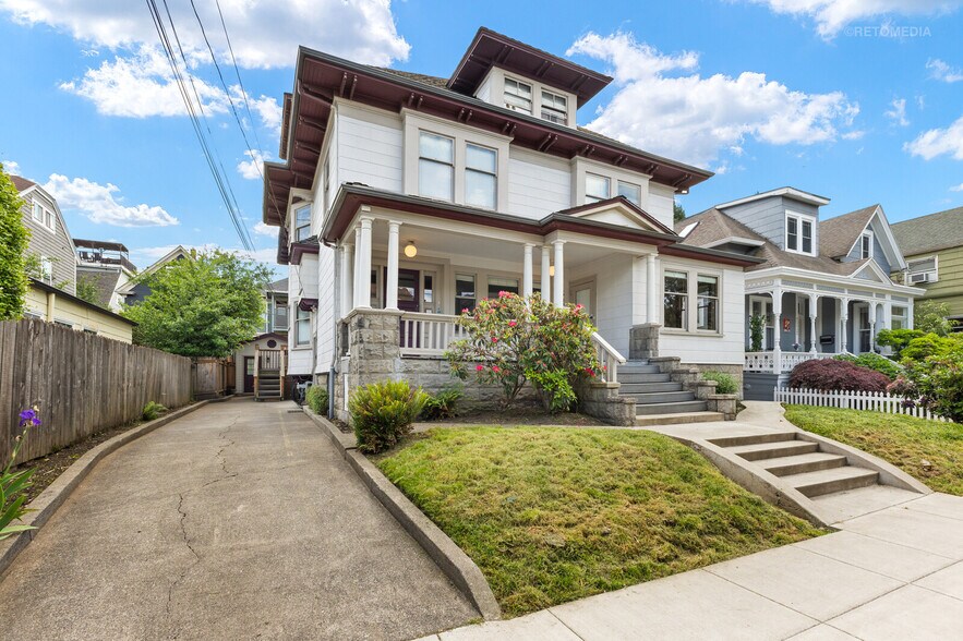 2222 NW Irving St, Portland, OR for sale - Building Photo - Image 2 of 39