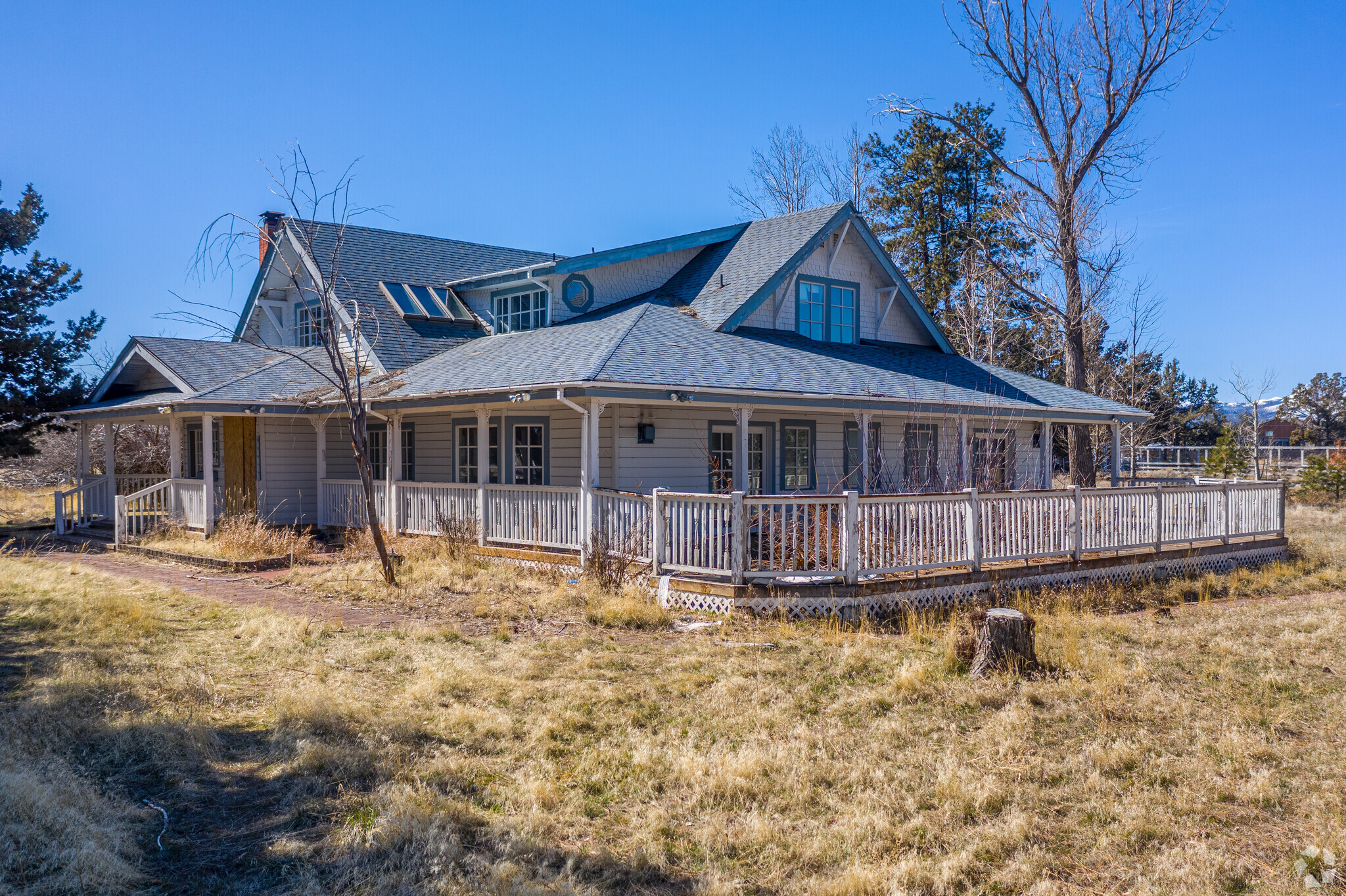 69013 Camp Polk Rd, Sisters, OR for sale Primary Photo- Image 1 of 1