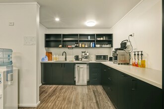 209 Robinson Rd E, Geebung for lease Interior Photo- Image 1 of 6