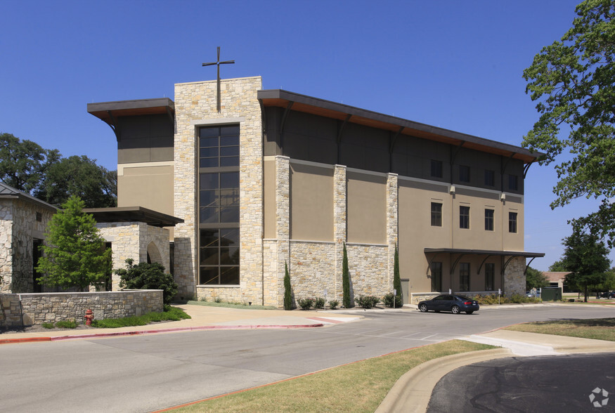 4220 Monterey Oaks Blvd, Austin, TX for lease - Primary Photo - Image 1 of 2