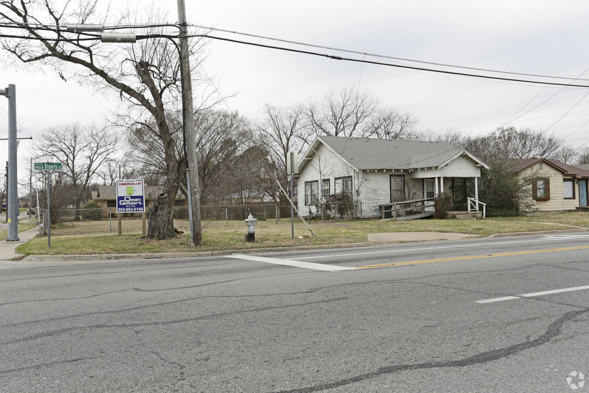 1906 N Travis St, Sherman, TX for sale Primary Photo- Image 1 of 1