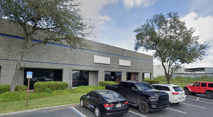 9955 NW 116th Way, Medley, FL for lease - Building Photo - Image 2 of 2