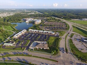 3002-4002 Winghaven Blvd, O'Fallon, MO for lease Building Photo- Image 2 of 3