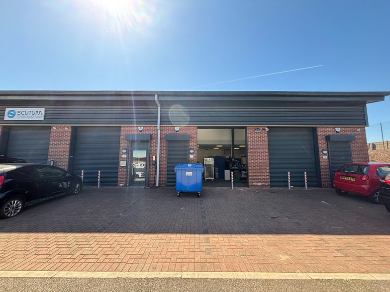 Commercial Rd, Darwen for sale - Building Photo - Image 1 of 5