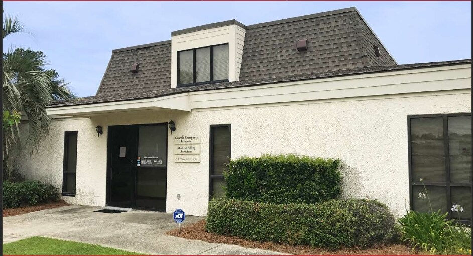 5-7 Executive Cir, Savannah, GA for sale Primary Photo- Image 1 of 1