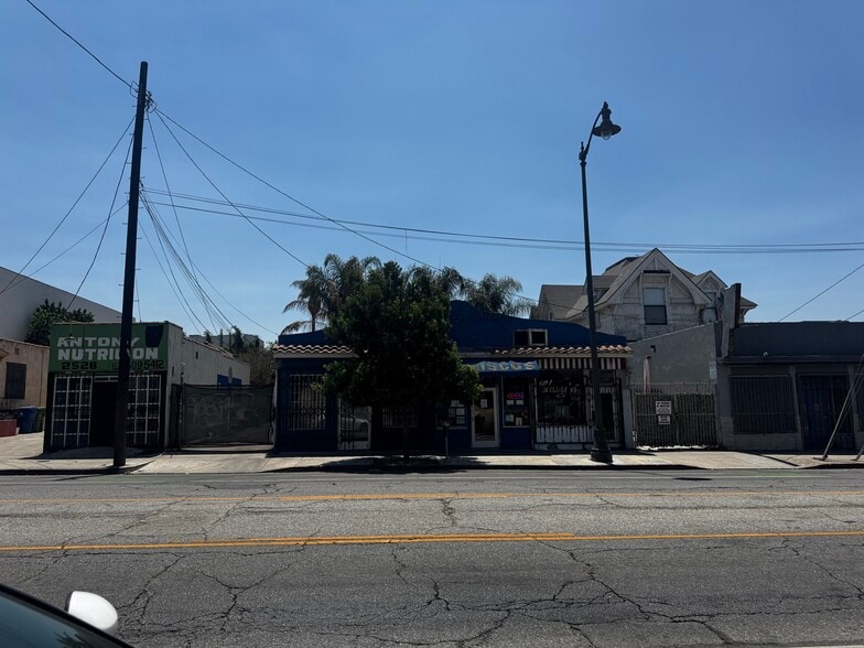 2522 E 1st St, Los Angeles, CA for sale - Building Photo - Image 2 of 3