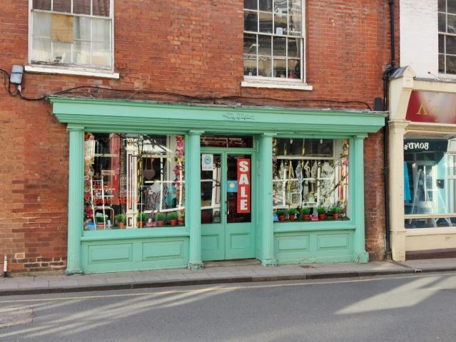 17 Red Lion St, Norwich, NR11 6ER | LoopNet