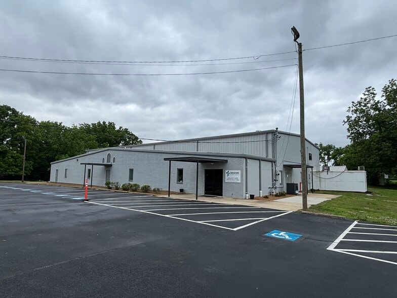 220 Beaver Rd, Munford, TN for sale - Building Photo - Image 2 of 27