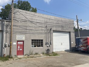 711 W Bagley Rd, Berea, OH for lease Building Photo- Image 1 of 7