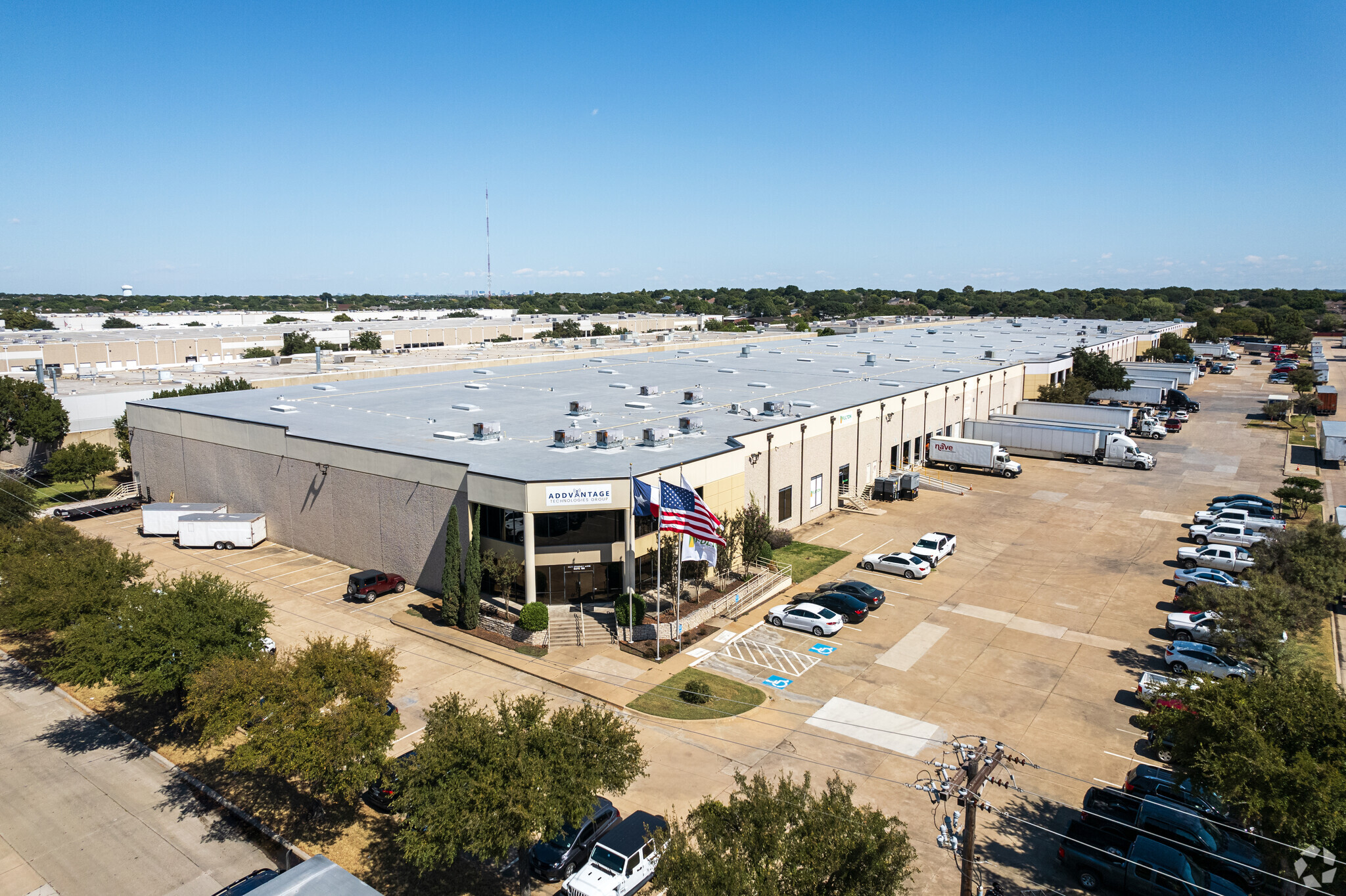 1430 Bradley Ln, Carrollton, TX for lease Building Photo- Image 1 of 7