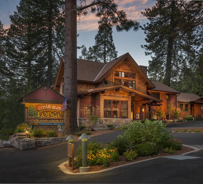 6589 N Lake Blvd, Tahoe Vista, CA for sale - Building Photo - Image 1 of 1