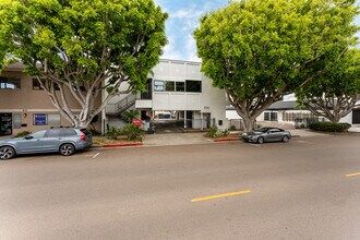 629 2nd St, Encinitas, CA for sale Building Photo- Image 2 of 7