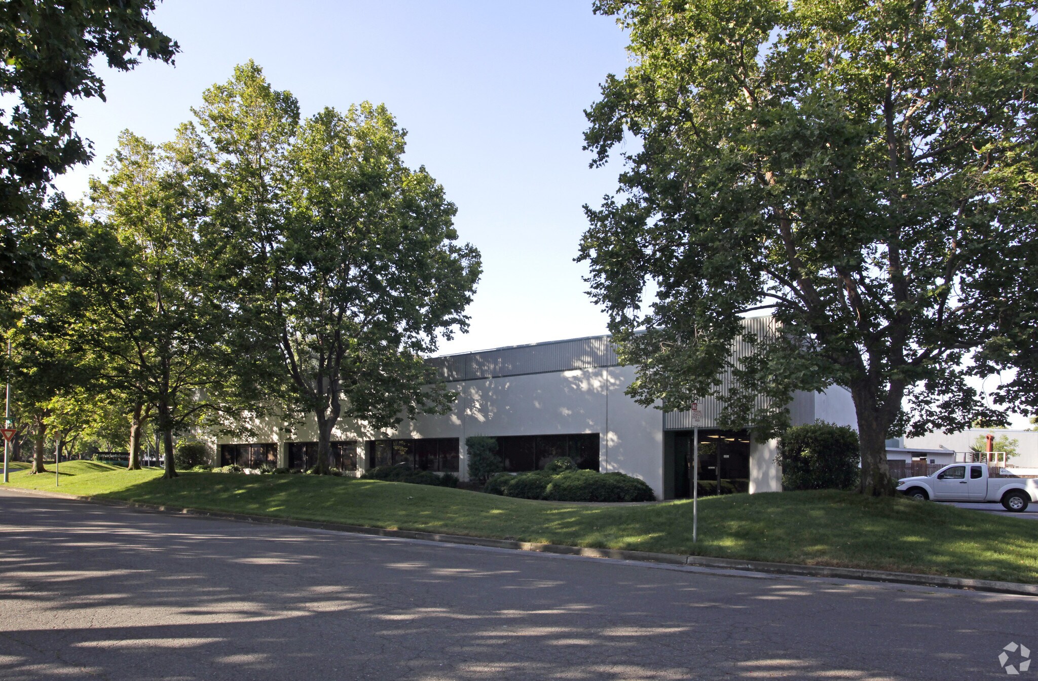 2001 Tarob Ct, Milpitas, CA for sale Primary Photo- Image 1 of 1