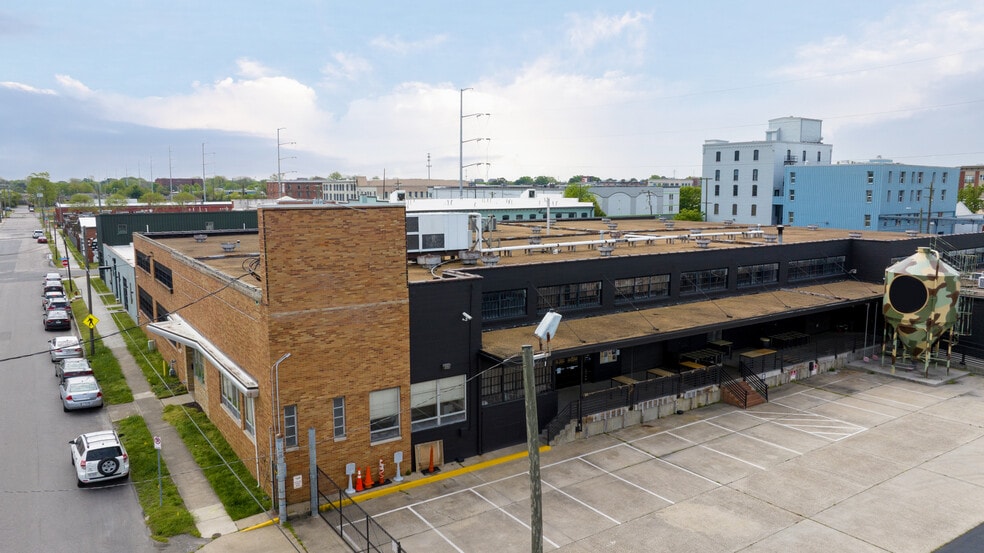 211 W 24th St, Norfolk, VA for lease - Building Photo - Image 2 of 5