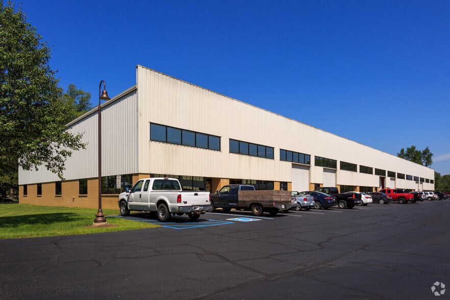 1300 E US Highway 136, Pittsboro, IN for sale - Primary Photo - Image 1 of 1