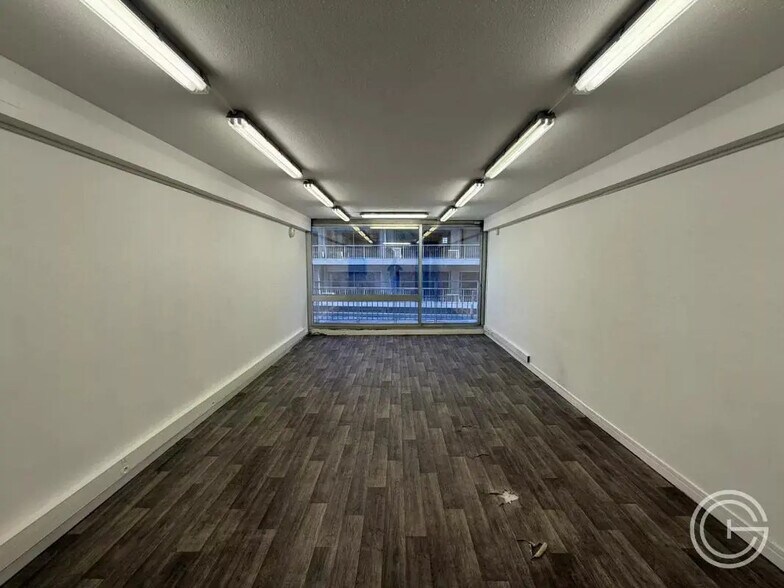 5 Rue Gabriel Fauré, Nice for lease - Building Photo - Image 2 of 17