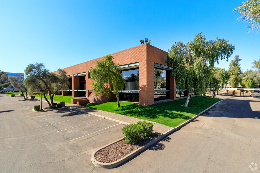 9201 N 25th Ave, Phoenix, AZ for lease - Building Photo - Image 1 of 4