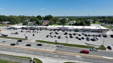 2301-2341 S M-291 Hwy, Independence, MO for lease Interior Photo- Image 2 of 6