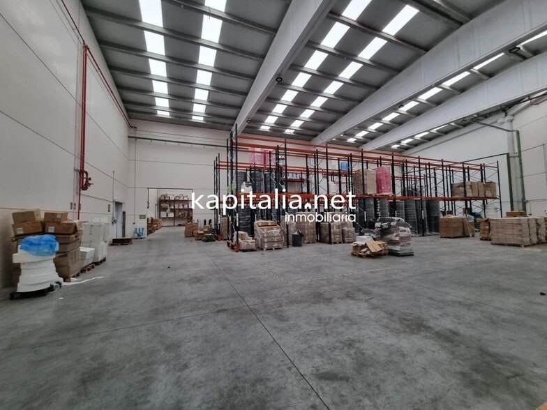 Industrial in Valencia de Alcántara, Cáceres for lease - Building Photo - Image 2 of 4
