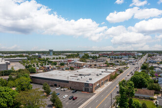 595 S Broadway, Hicksville, NY - aerial  map view