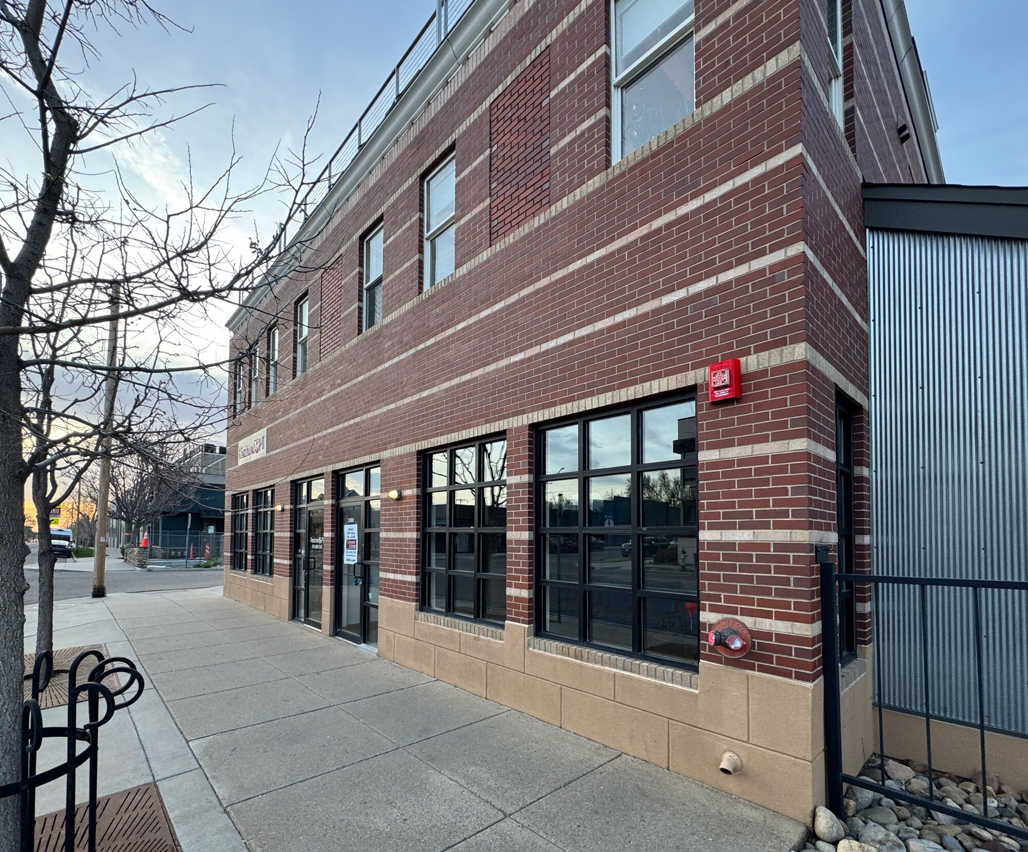 2080 Pearl St, Boulder, CO for lease Building Photo- Image 1 of 8