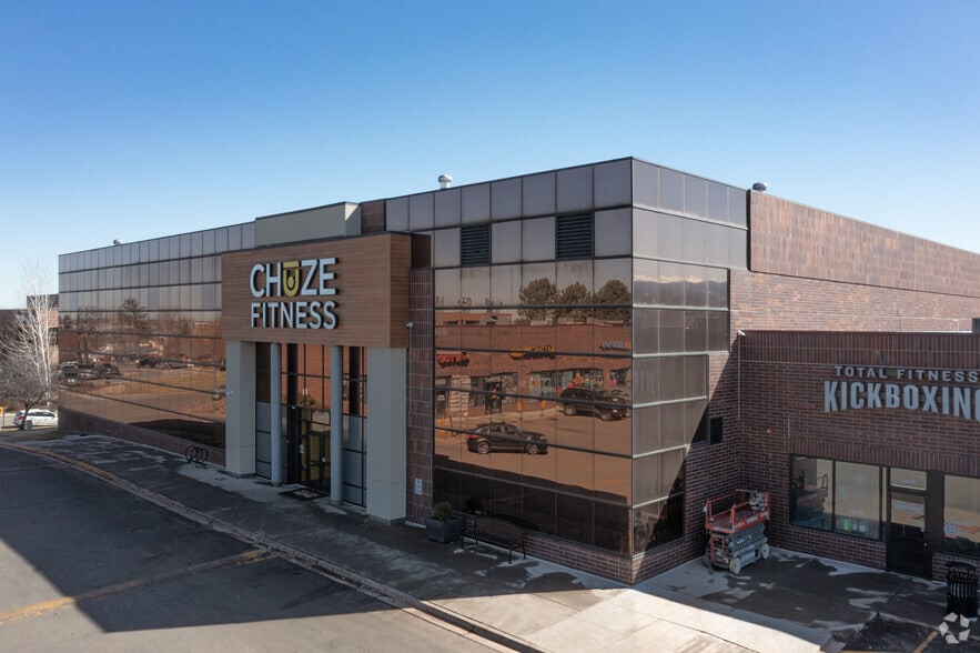 8936-9046 W Bowles Ave, Littleton, CO for lease - Building Photo - Image 3 of 6