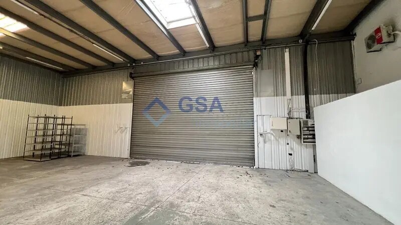 Office in Bondoufle for lease - Interior Photo - Image 3 of 8