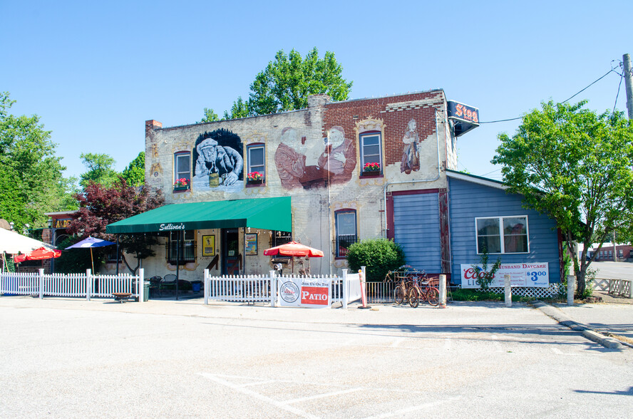 907 N Illinois, Belleville, IL for sale - Building Photo - Image 1 of 1